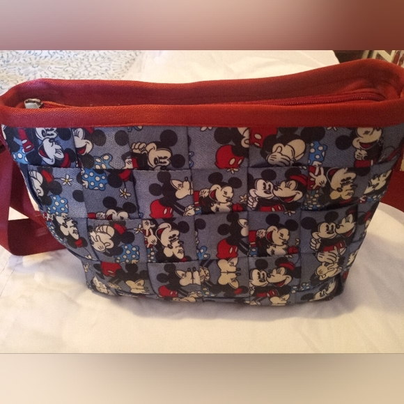 Harveys Disney Couture Mickey Loves Minnie handbag - Picture 1 of 6